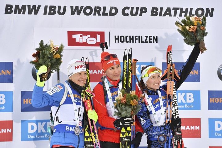 Mamička Kuzminová víťazkou stíhacích pretekov v Hochfilzene
